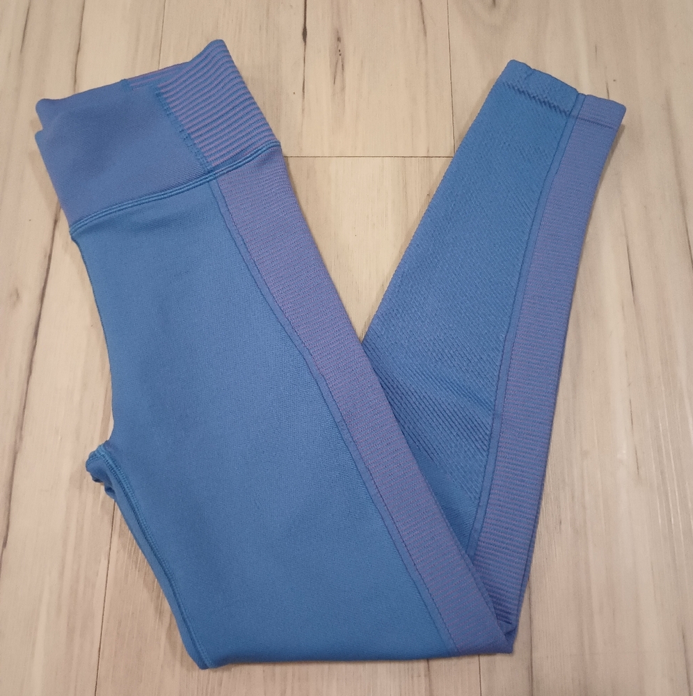 *NWOT* Offline by Aerie leggings